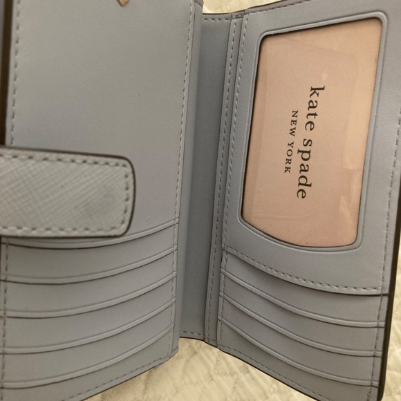 Kate Spade wallet - Picture 3 of 7